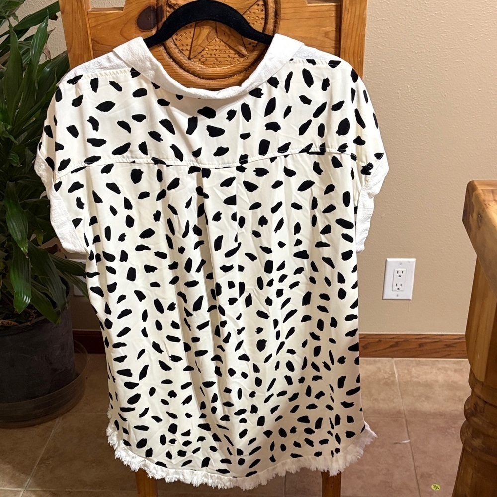 Umgee White Button Down Shirt with Black Polka Dots - Picture 6 of 9